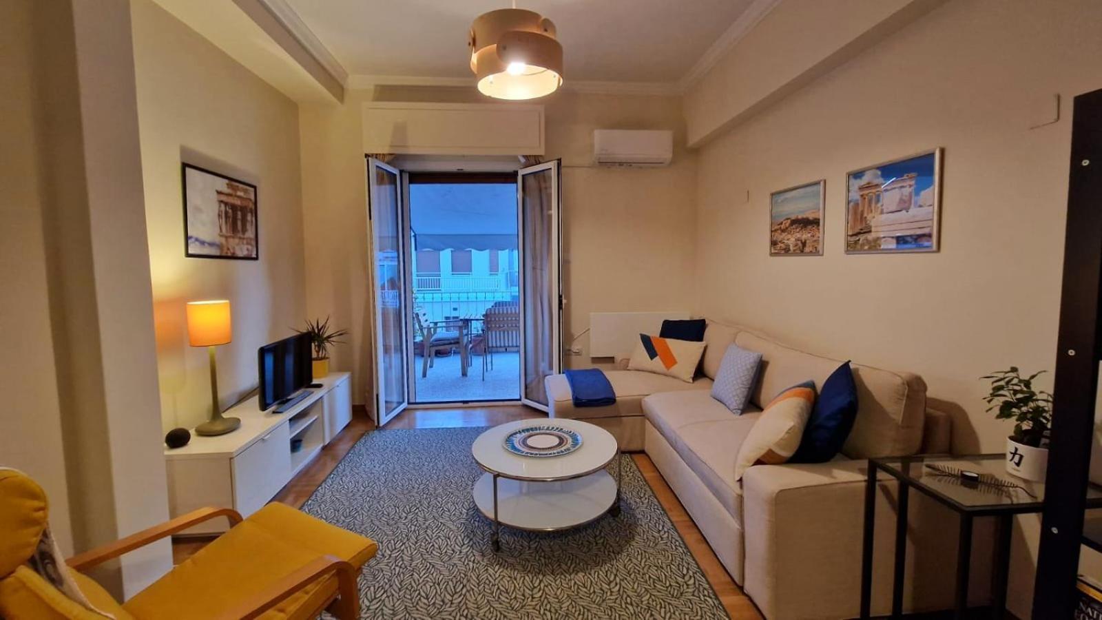 Cozy Apartment With Wrap Around Balcony Atena Exterior foto